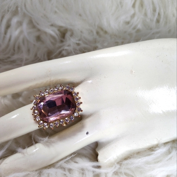 Large pink 3ct cubic zirconia with clear round cubic zirconia gold ring size 6 - Picture 1 of 5
